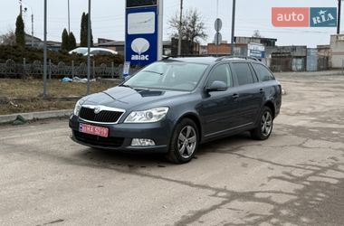 Універсал Skoda Octavia 2009 в Сумах