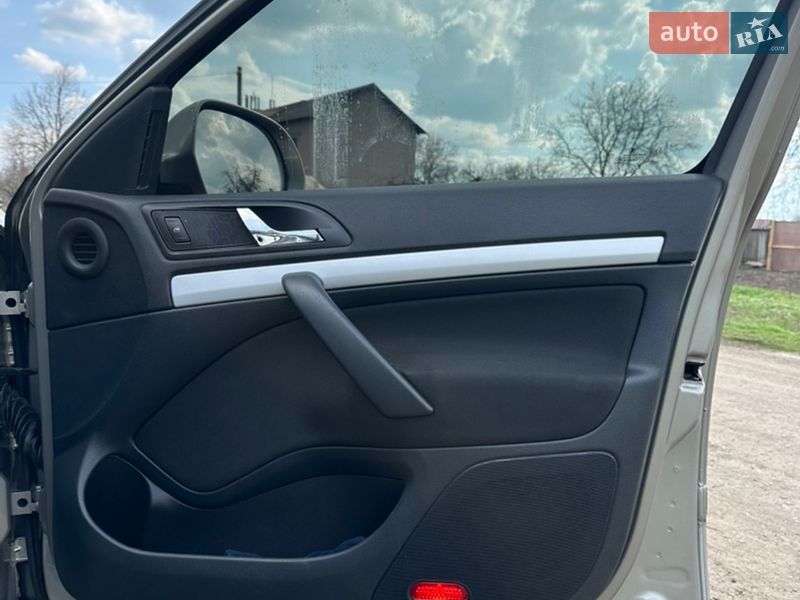 Универсал Skoda Octavia 2011 в Близнюках