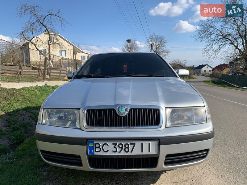 Skoda Octavia 2000