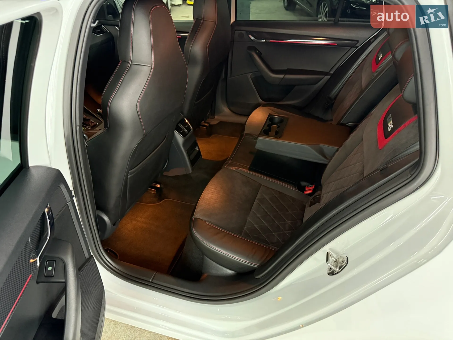 2019 Skoda Octavia - мініатюра 64