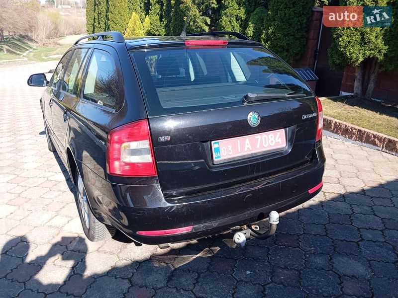 Универсал Skoda Octavia 2009 в Ровно
