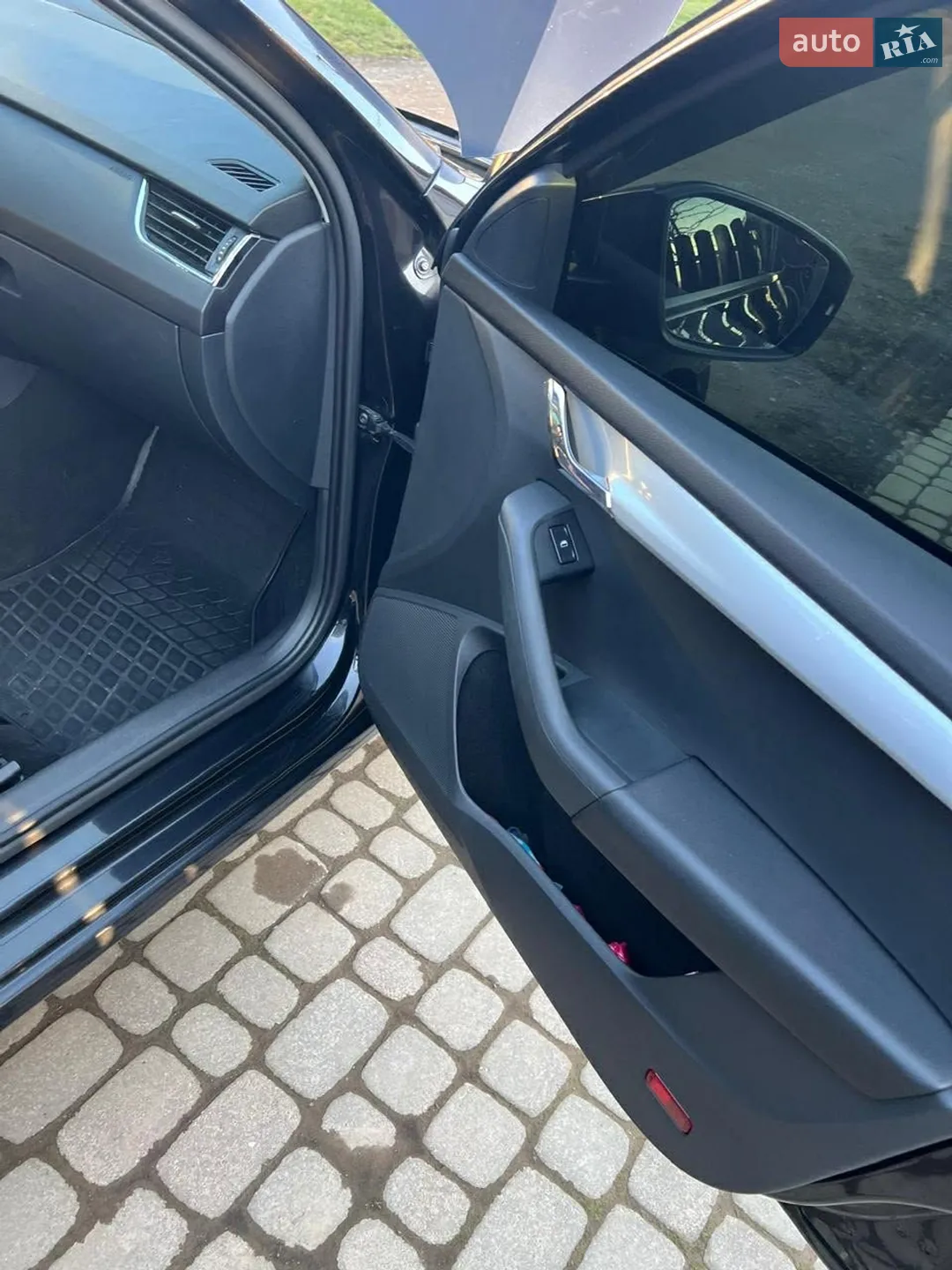 2015 Skoda Octavia - мініатюра 17