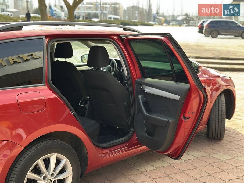 Універсал Skoda Octavia 2014 в Миколаєві