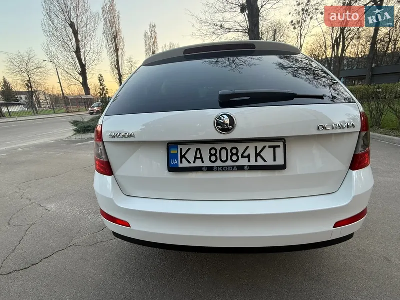 Skoda Octavia 2014 VIN TMBJJ7NE1E0135607 фото оголошення 9 з 142