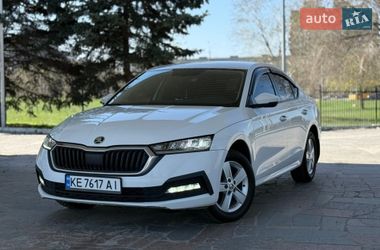 Лифтбек Skoda Octavia 2022 в Днепре