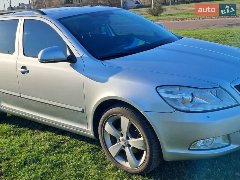 Skoda Octavia 2010 VIN TMBHT61Z3A2118124 фото оголошення 10 з 59