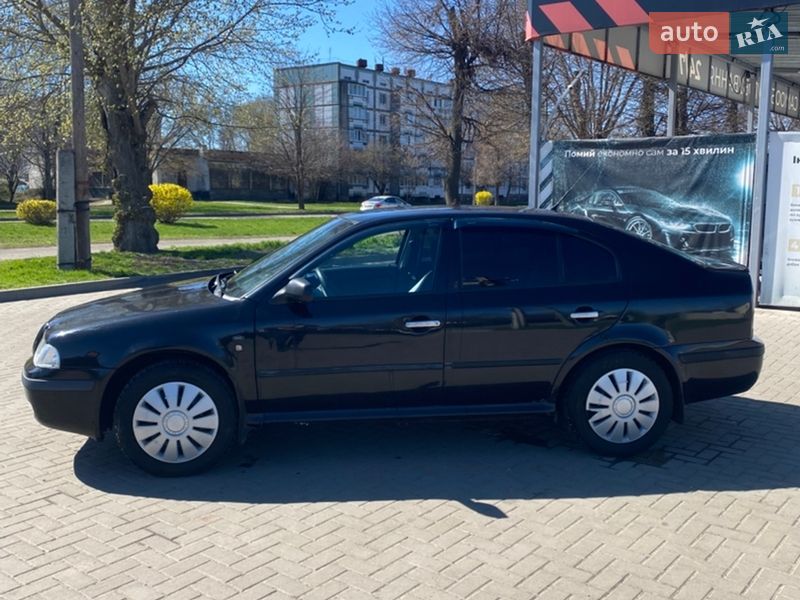 Ліфтбек Skoda Octavia 2003 в Золотоноші