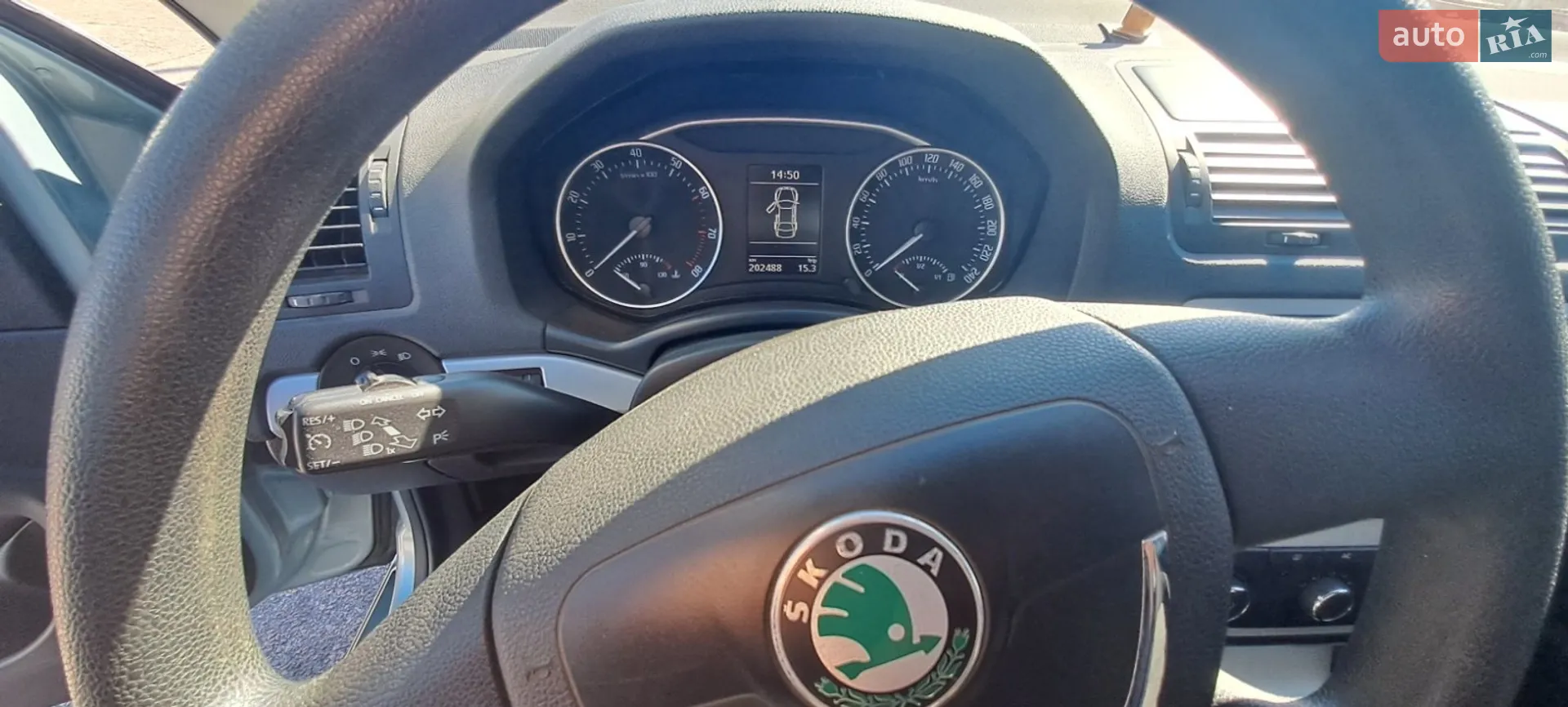 2011 Skoda Octavia - мініатюра 9