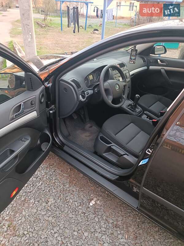 Ліфтбек Skoda Octavia 2006 в Кривому Розі