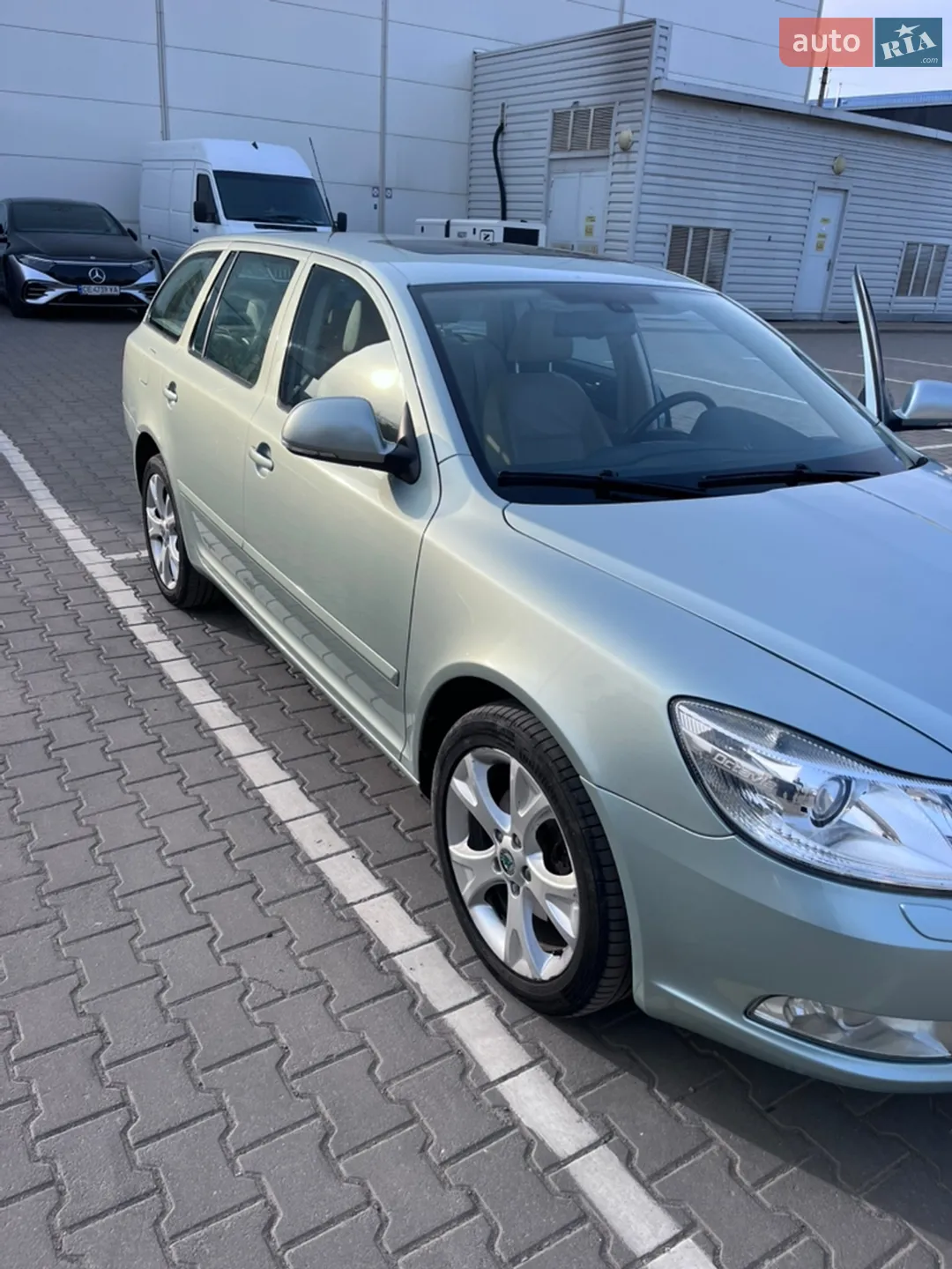 2011 Skoda Octavia - мініатюра 12