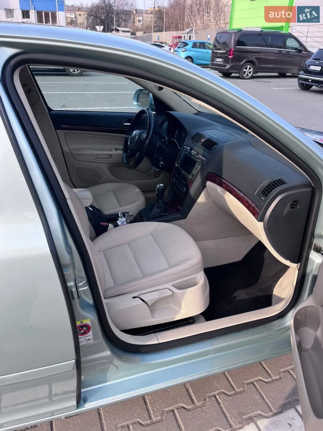 2011 Skoda Octavia - мініатюра 18