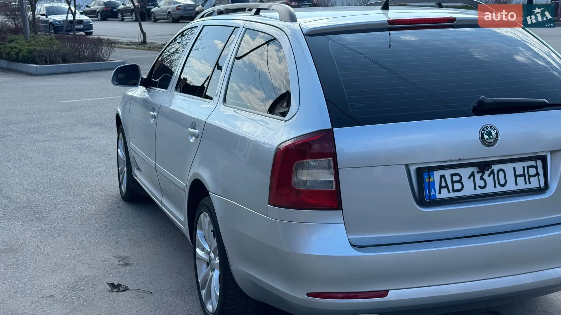 2010 Skoda Octavia - мініатюра 10
