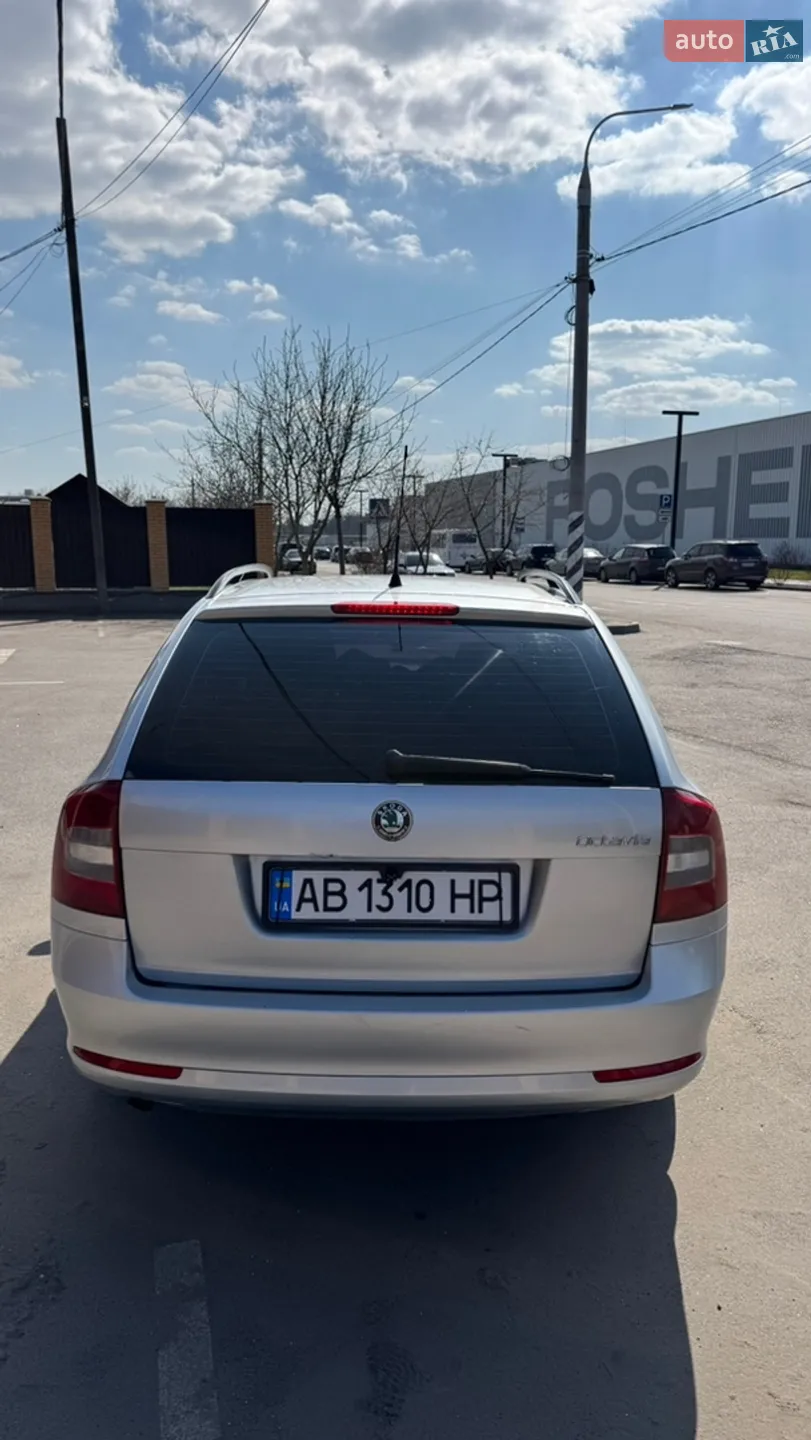 2010 Skoda Octavia - мініатюра 20