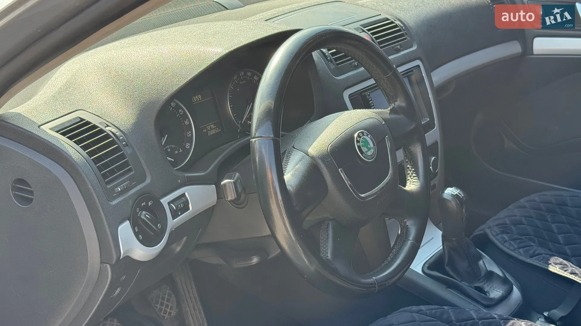 2010 Skoda Octavia - мініатюра 22