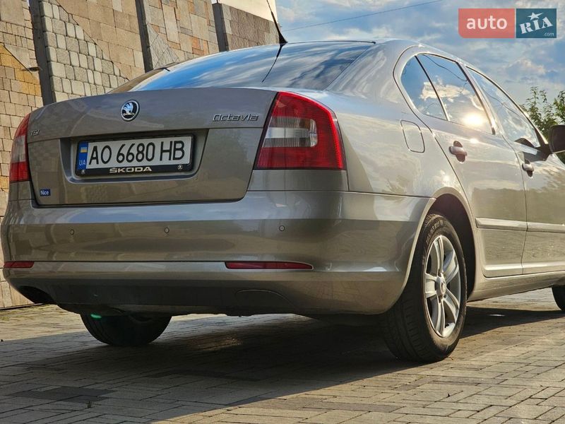 Ліфтбек Skoda Octavia 2009 в Ужгороді