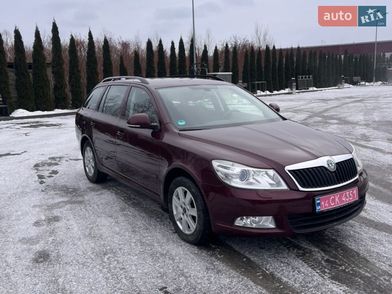 Універсал Skoda Octavia 2009 в Надвірній