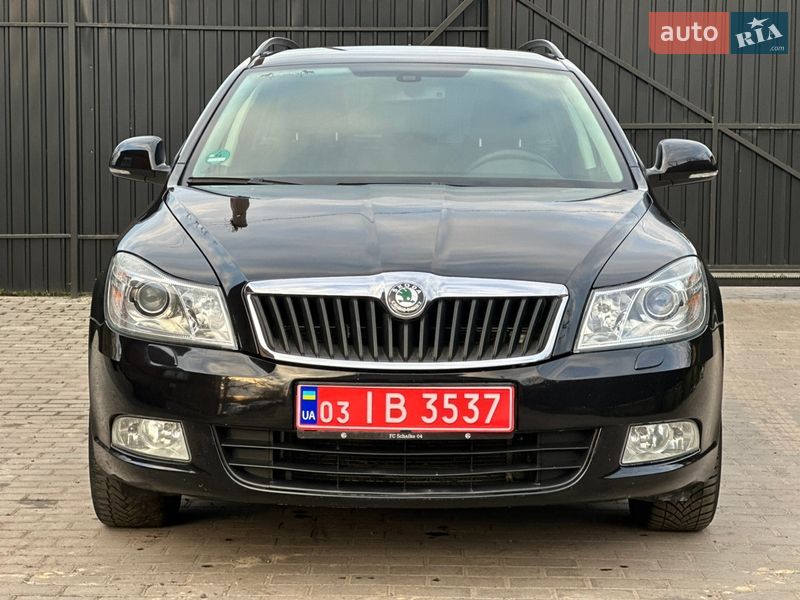 Універсал Skoda Octavia 2012 в Сарнах