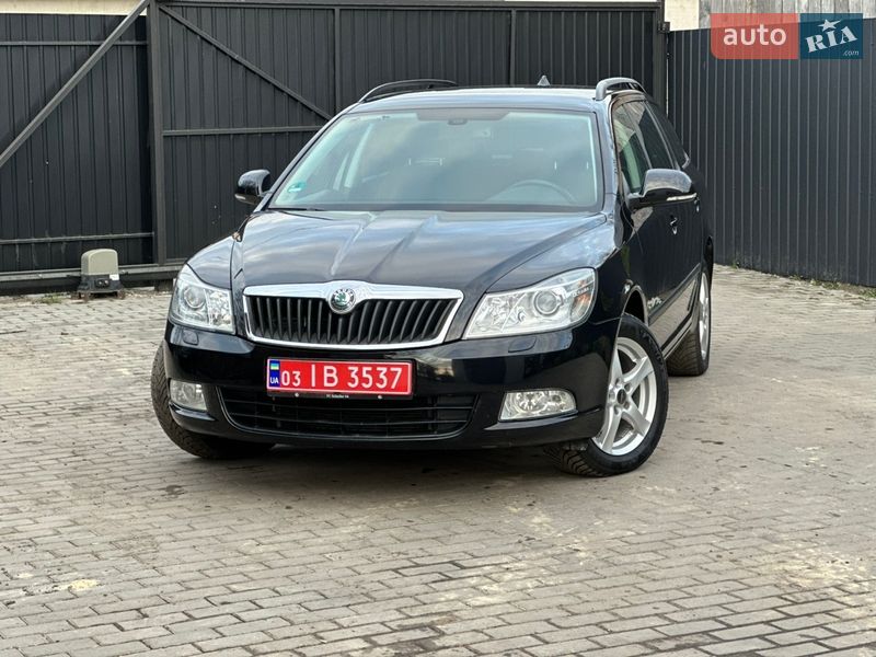 Універсал Skoda Octavia 2012 в Сарнах