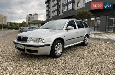 Универсал Skoda Octavia 2009 в Долине