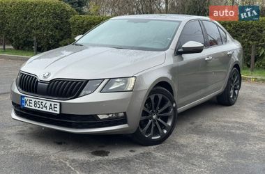 Лифтбек Skoda Octavia 2017 в Днепре