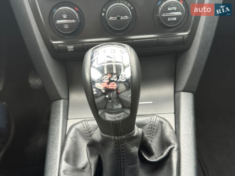 Універсал Skoda Octavia 2008 в Запоріжжі