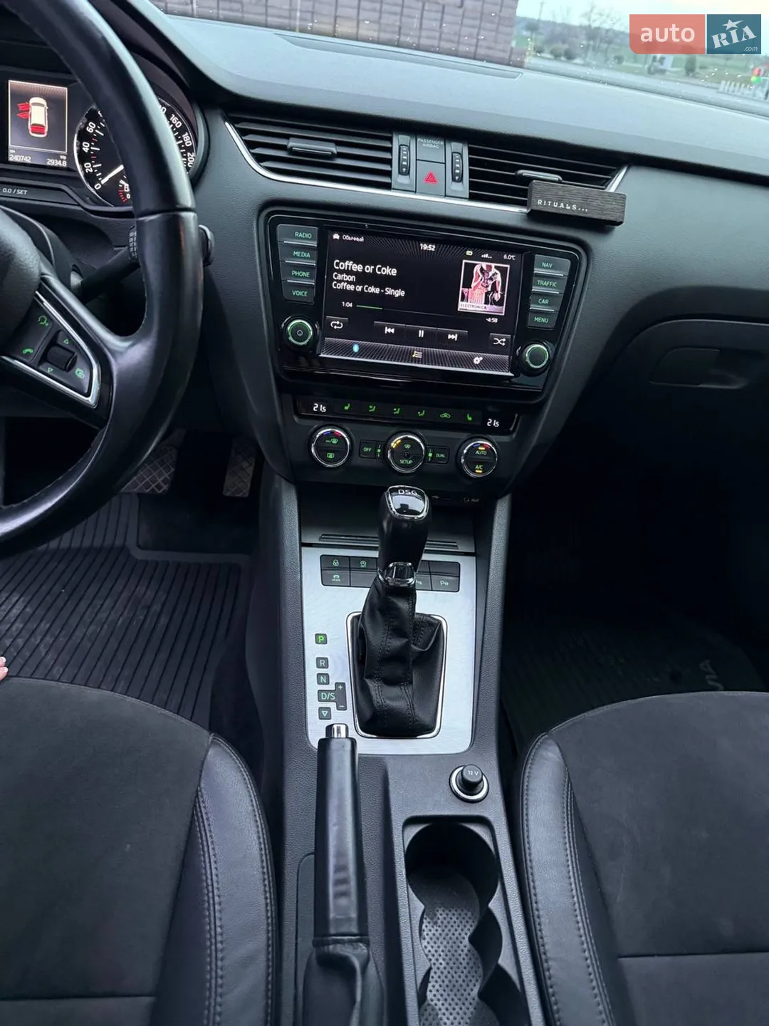 2015 Skoda Octavia - мініатюра 11