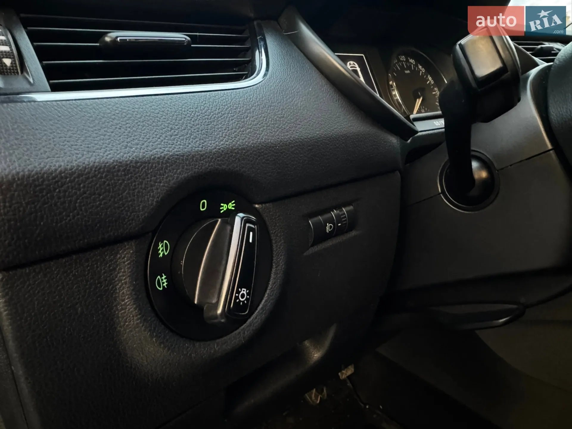 2015 Skoda Octavia - мініатюра 31