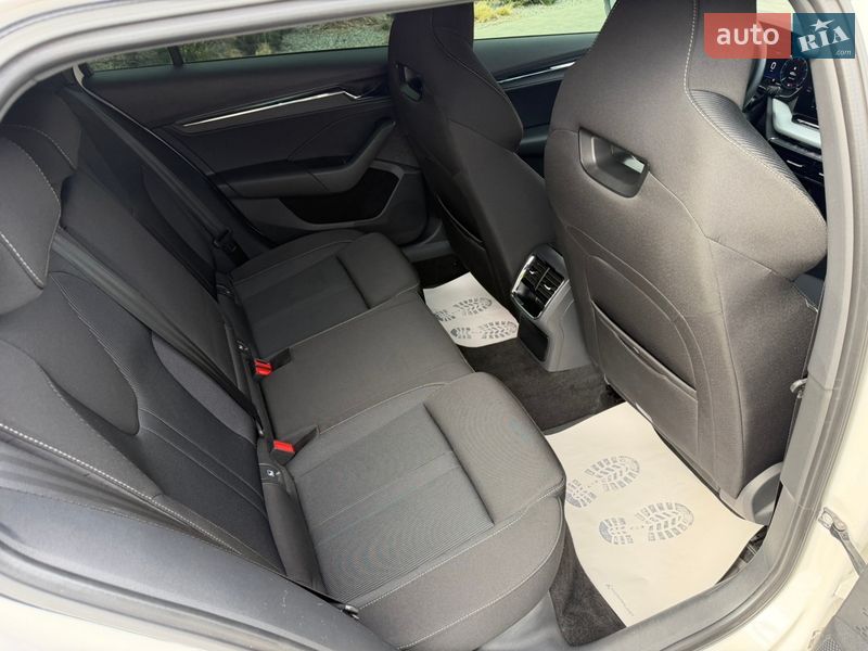 Універсал Skoda Octavia 2021 в Луцьку