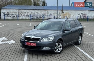 Універсал Skoda Octavia 2010 в Луцьку