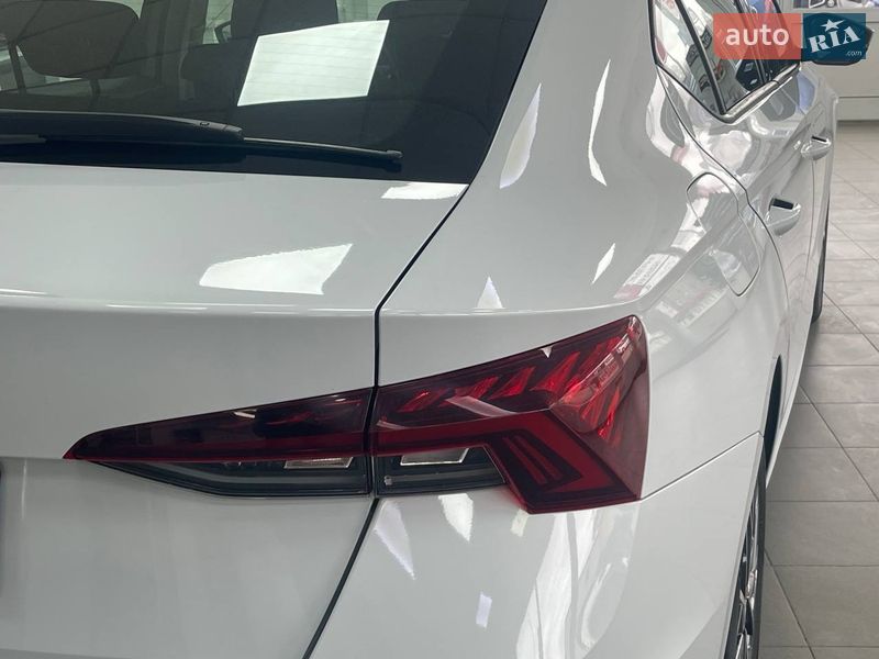 Лифтбек Skoda Octavia 2020 в Киеве фото 12 Лифтбек Skoda Octavia 2020 в Киеве