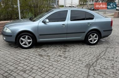Лифтбек Skoda Octavia 2005 в Днепре