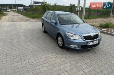Универсал Skoda Octavia 2009 в Львове