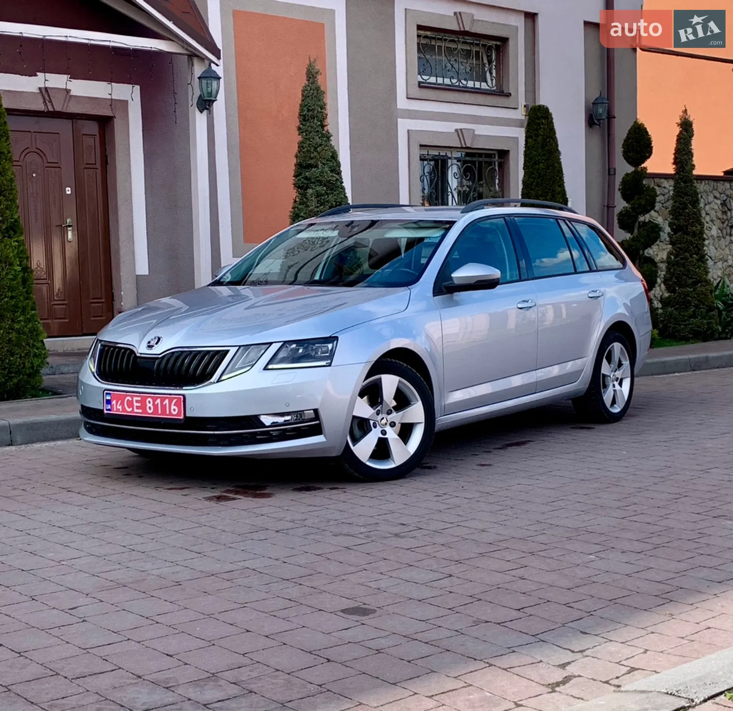 2017 Skoda Octavia - мініатюра 2