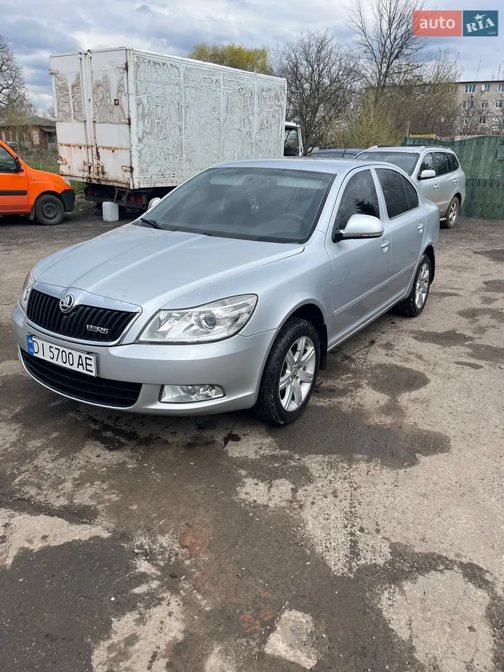 2010 Skoda Octavia - мініатюра 17