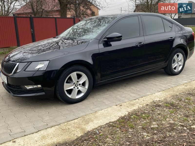 Лифтбек Skoda Octavia 2017 в Черновцах фото 3 Лифтбек Skoda Octavia 2017 в Черновцах