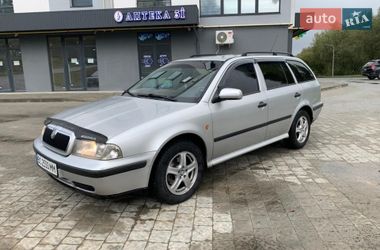 Универсал Skoda Octavia 1999 в Новояворовске