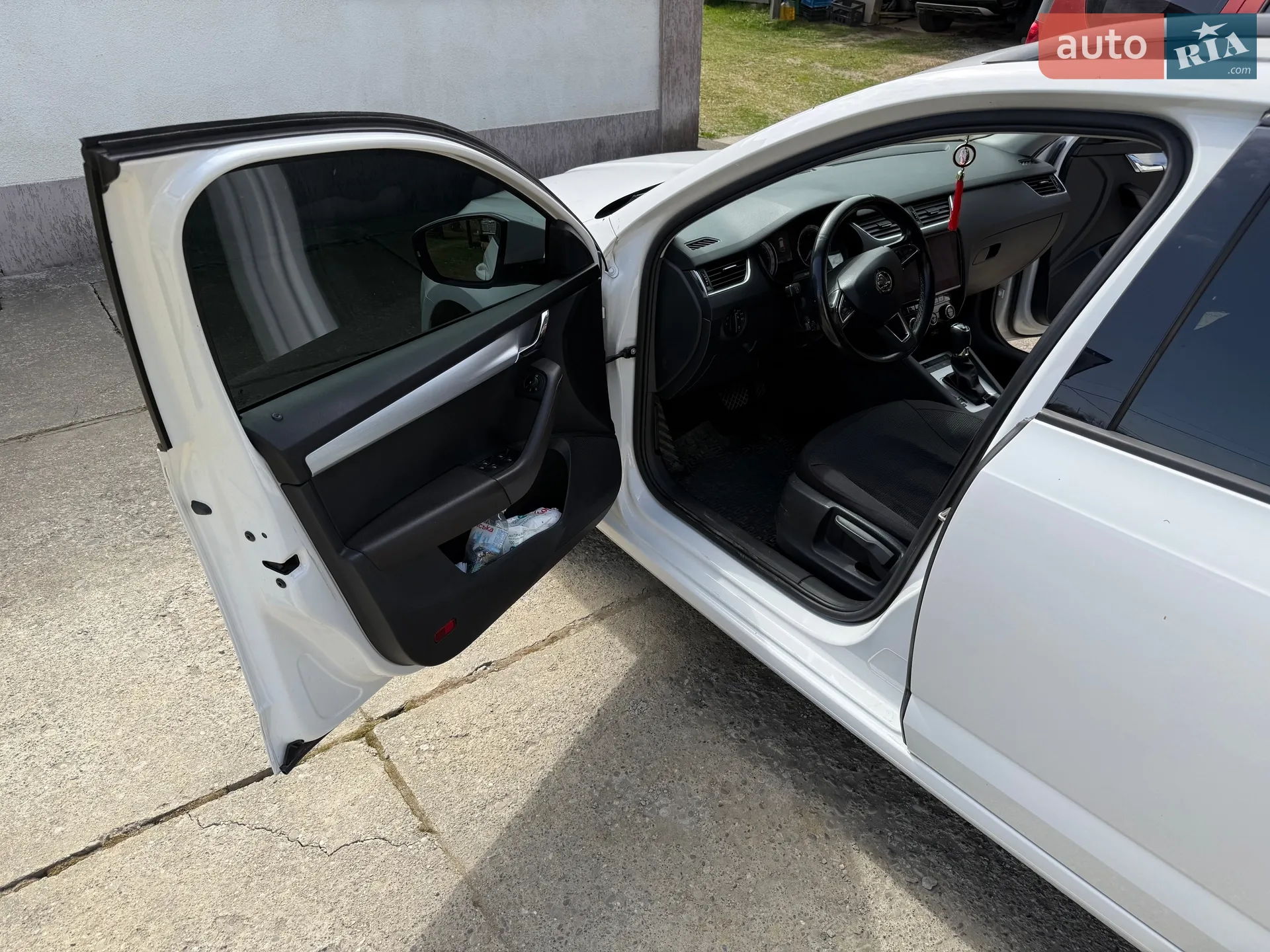2019 Skoda Octavia - мініатюра 13