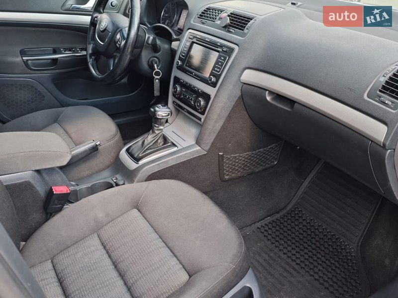Универсал Skoda Octavia 2012 в Киеве фото 9 Универсал Skoda Octavia 2012 в Киеве