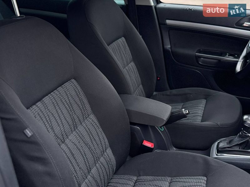 Универсал Skoda Octavia 2011 в Бердичеве фото 28 Универсал Skoda Octavia 2011 в Бердичеве