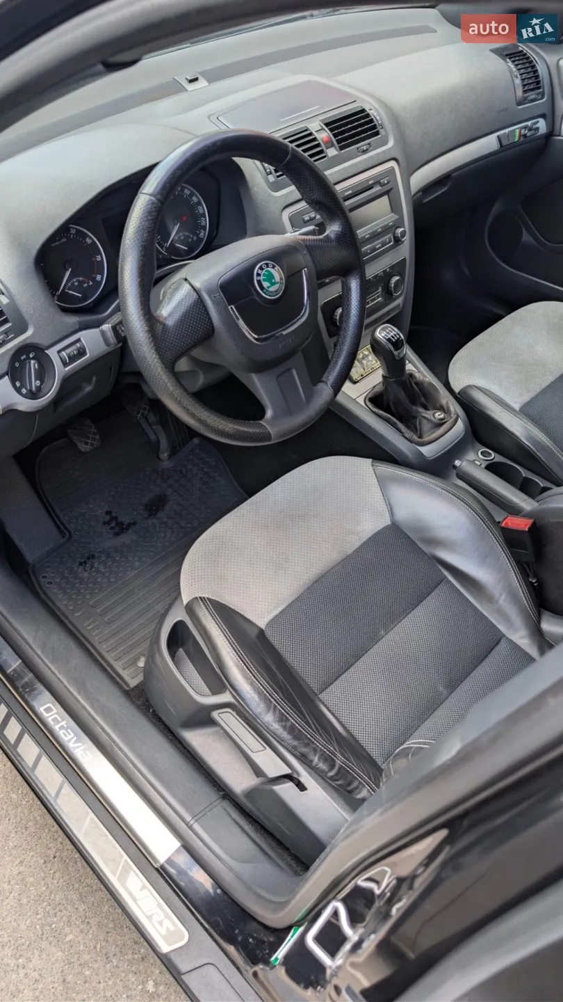 2010 Skoda Octavia - мініатюра 9