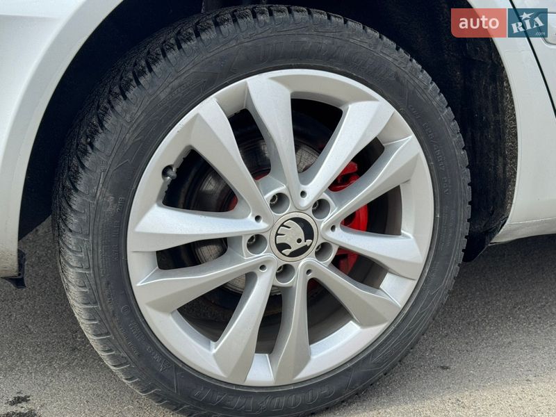 Ліфтбек Skoda Octavia 2009 в Києві