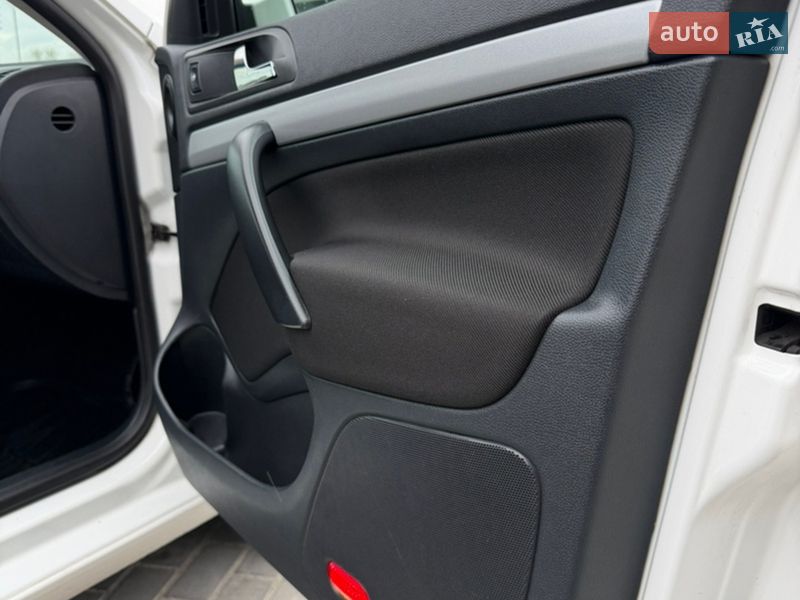 Ліфтбек Skoda Octavia 2012 в Кам'янському