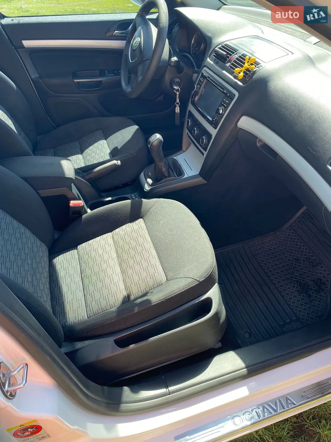 2011 Skoda Octavia - мініатюра 19