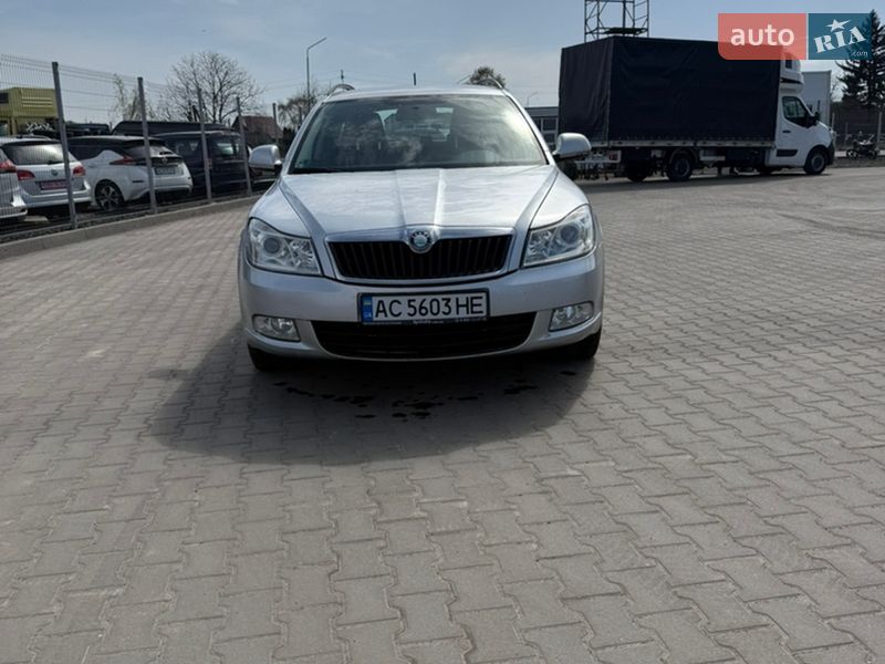 Універсал Skoda Octavia 2009 в Жовтневому фото Універсал Skoda Octavia 2009 в Жовтневому