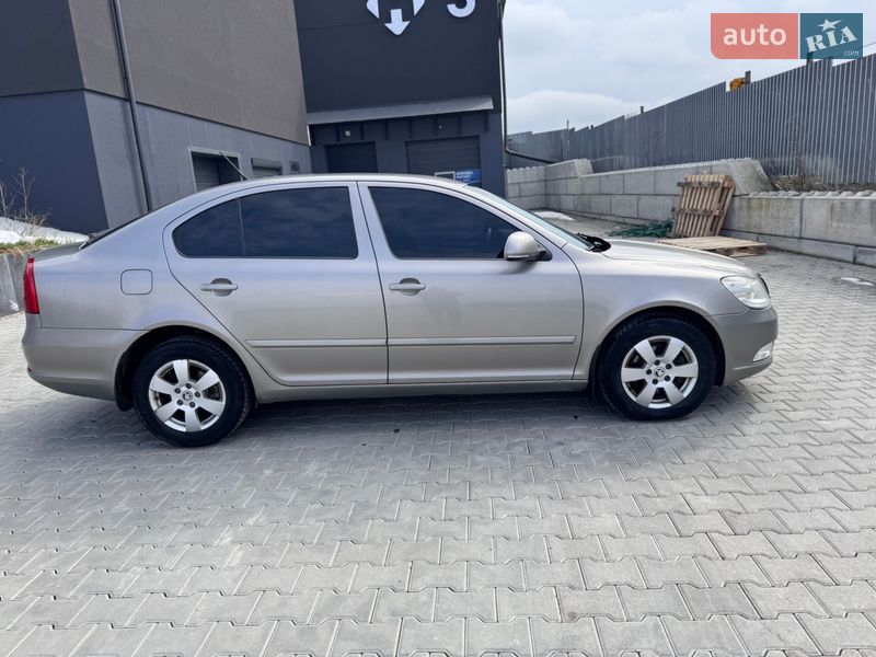 Лифтбек Skoda Octavia 2011 в Тернополе