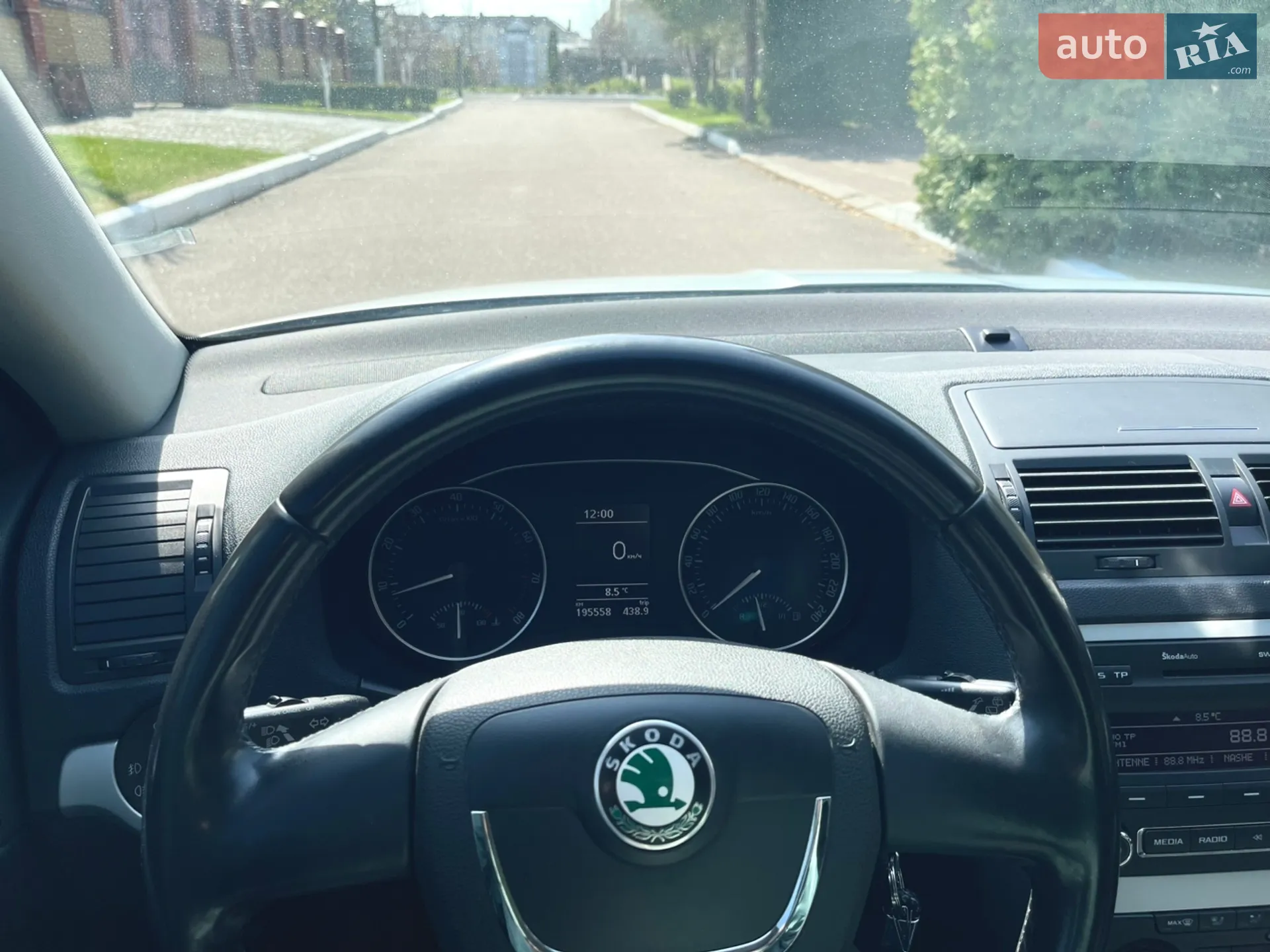 2010 Skoda Octavia - мініатюра 8