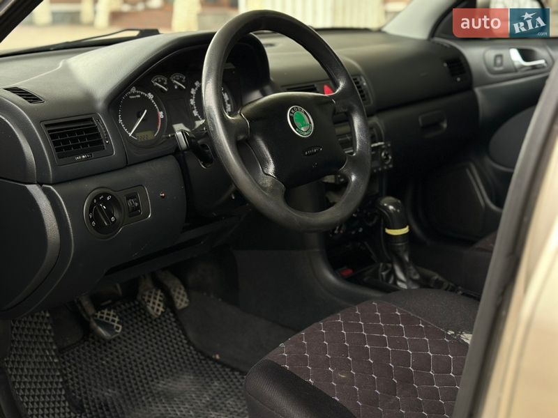 Лифтбек Skoda Octavia 2004 в Мостиске фото 13 Лифтбек Skoda Octavia 2004 в Мостиске