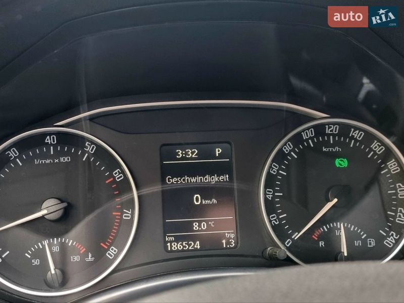 Універсал Skoda Octavia 2009 в Дніпрі