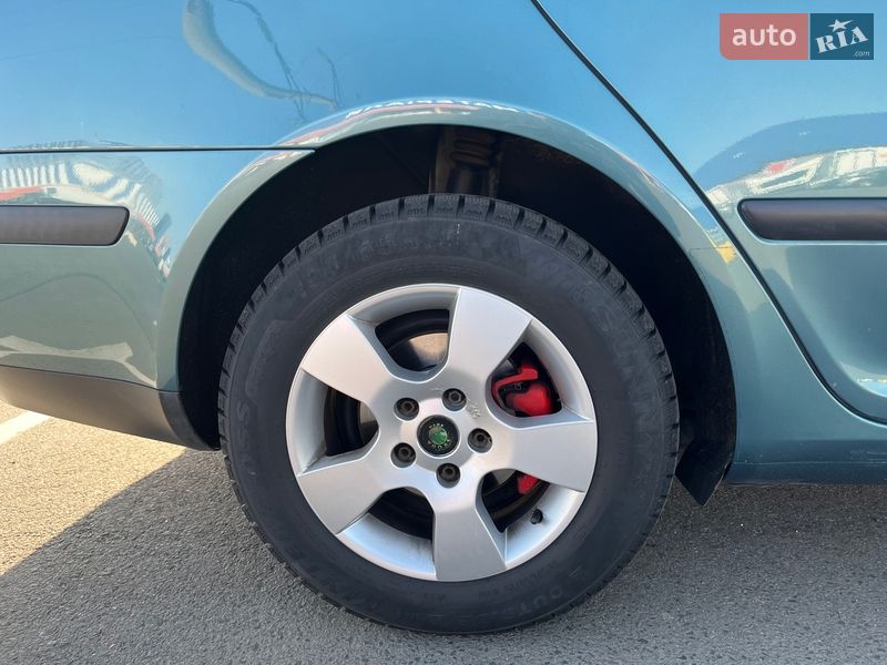 Універсал Skoda Octavia 2005 в Луцьку