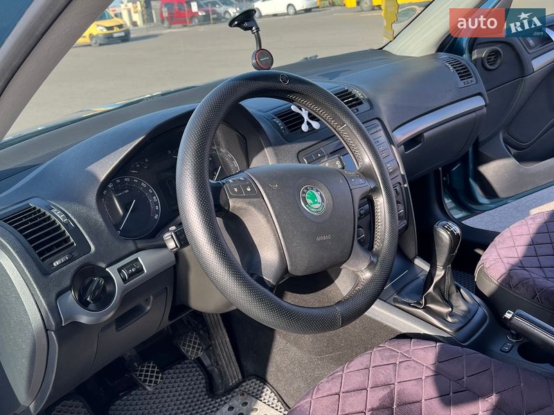 Універсал Skoda Octavia 2005 в Луцьку